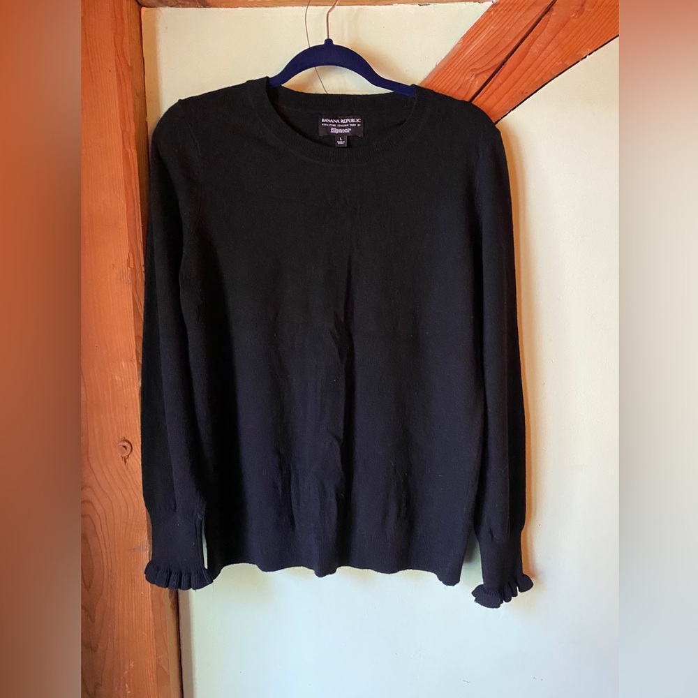 Long sleeve with ruffles Banana Republic Cashmere Sweater
